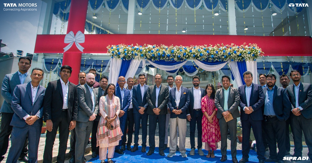 New Tata Motors Showroom at Radhe Radhe-Bhaktapur_Group Photo (1)1683796398.jpeg